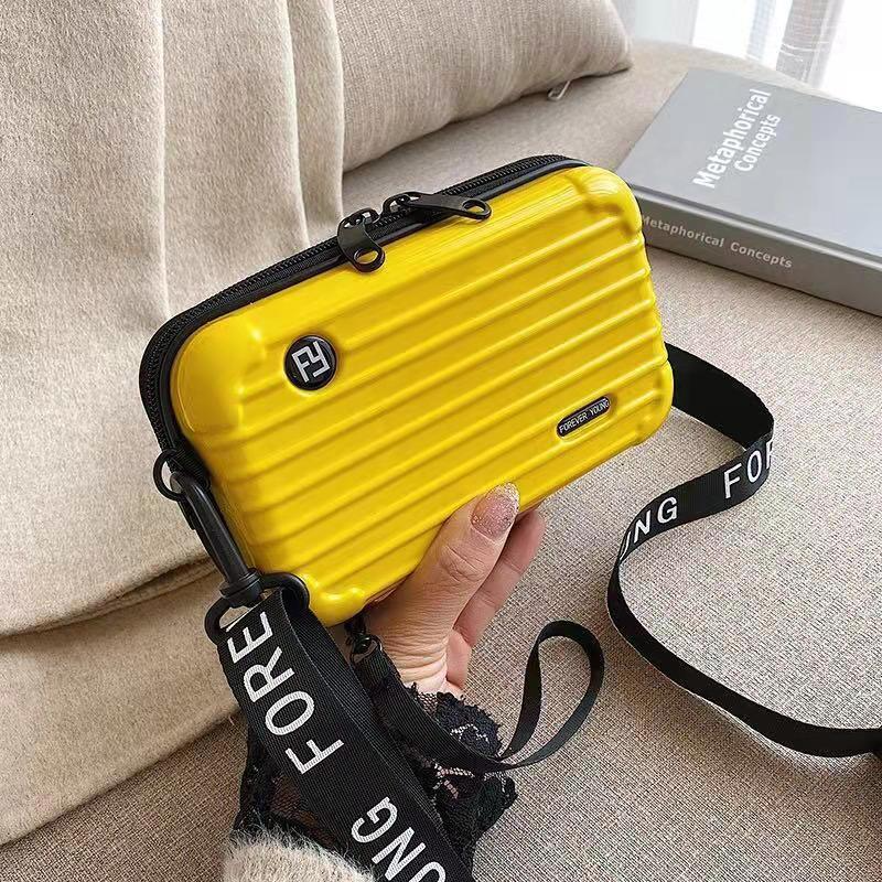 X10-Sac à main luxueux en métal - X10 Maroc - Livraison gratuite - Jaune