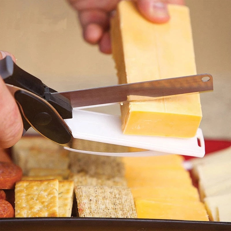 Clever Cutter 2 en 1 Ciseaux de Cuisine Couteau et Planche à Découper - X10 Maroc - Livraison gratuite -